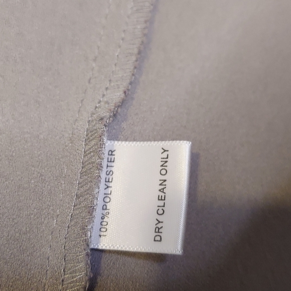 Harlowe & Graham Grey Tuxedo Style Blazer with Peplum Hem Size Small - Picture 10 of 11